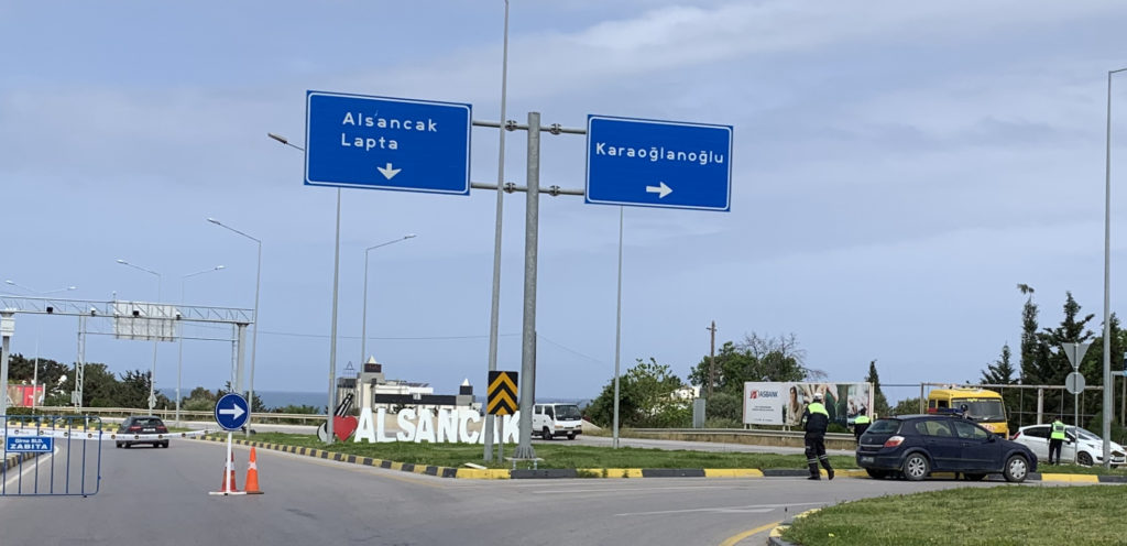 Alsancak, Lapta  bölgelerine  giriş çıkışlarındaki polis kontrolü kalktı