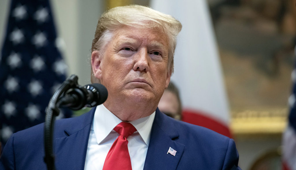 Trump, porno yıldızına ‘sus payı ödediği’ iddiasıyla ifadeye çağrıldı