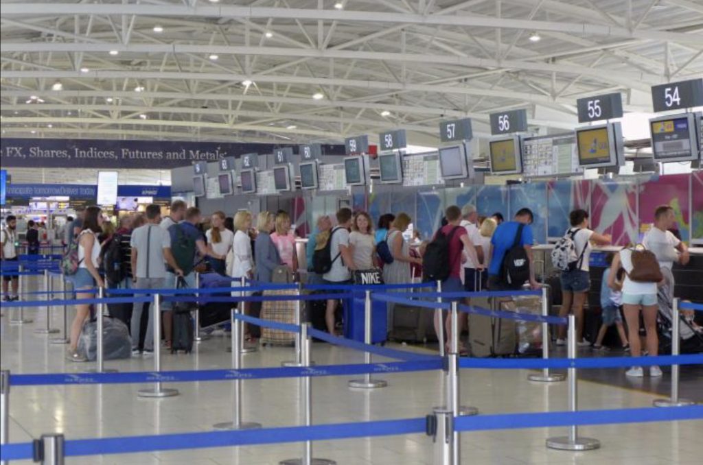 04E72F8B-4BA0-462C-B05A-8B501DB32980