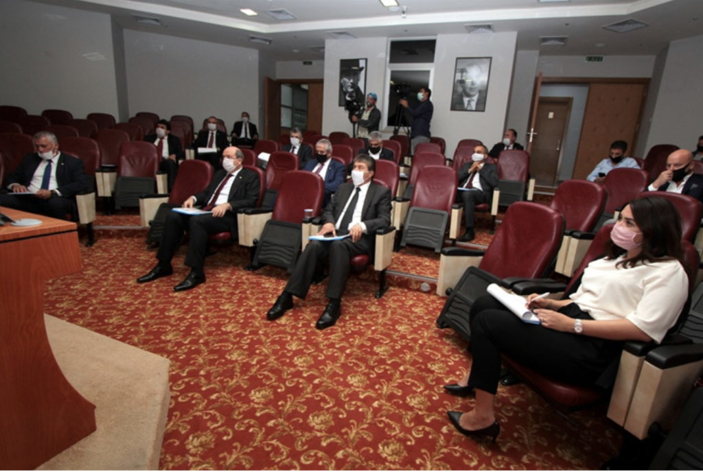 0B0C8E10-1949-405B-9186-9696E18FE8DC