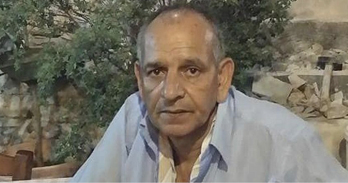 75E78B13-6EFD-48CE-A727-F7F14D131AA8