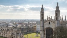 Cambridge Üniversitesi online eğitime geçeceği sinyallerini verdi