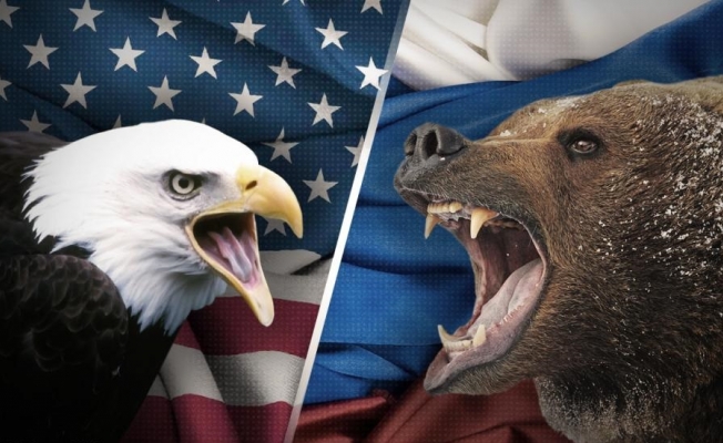 Rus birlikleri ABD askerlerinin yolunu kesti..