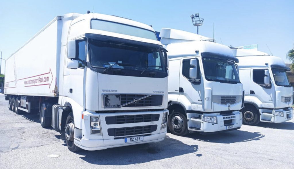 71D8AAC5-B21A-48D3-8877-A8E91BB764AB