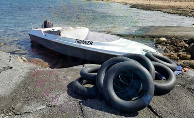 sadrazamkoy_korucam_arasinda_15_suriyeli_yakalandi_h97157_48445