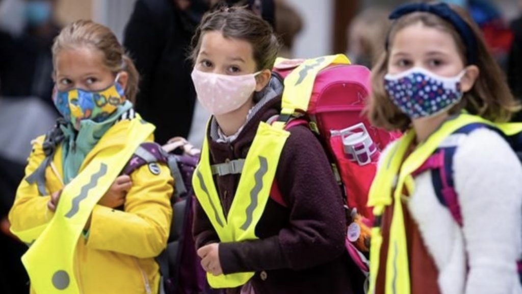 ABD’de 1.6 milyondan fazla çocuk Covid-19’a yakalandı