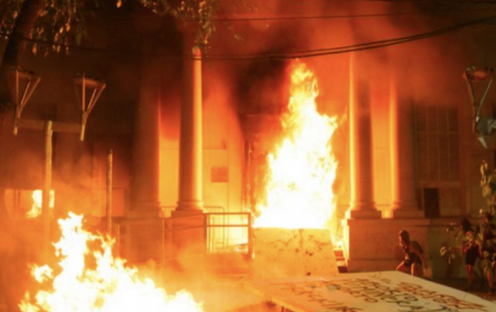 11E6F448-C6C7-4B23-90F9-77C48EFDC59F