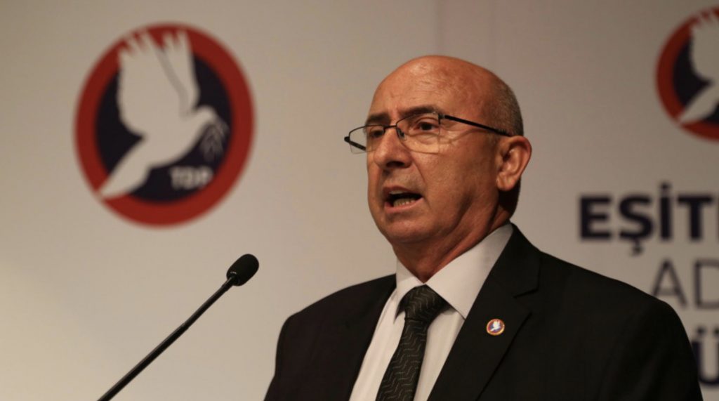 5CFB35FC-CD6B-41E1-9F3D-B0CB742F2494