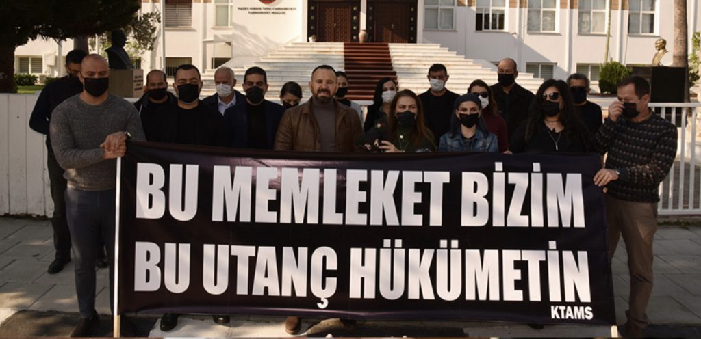 AAA749A8-7F3B-4A66-8BAB-99561B1518C3