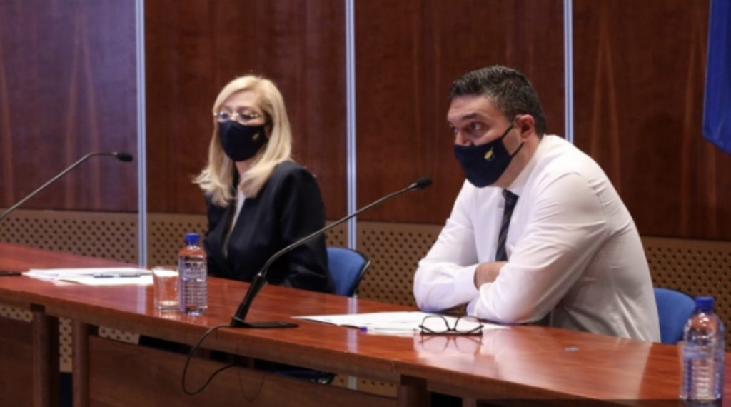 1AE0B427-2187-4624-B070-C55944BBEAD6