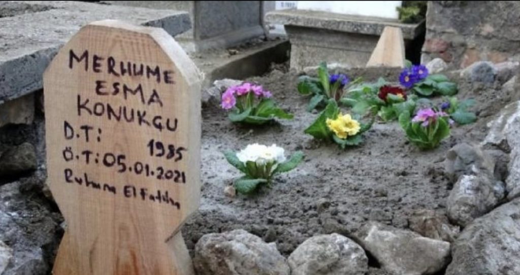 Anne koronavirüse yenik düştü, karnındaki bebeği kurtarıldı