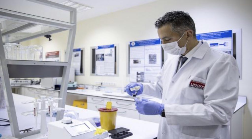 Türk bilim insanları koronavirüs teşhisini 10 saniyeye düşüren tanı sistemi geliştirdi