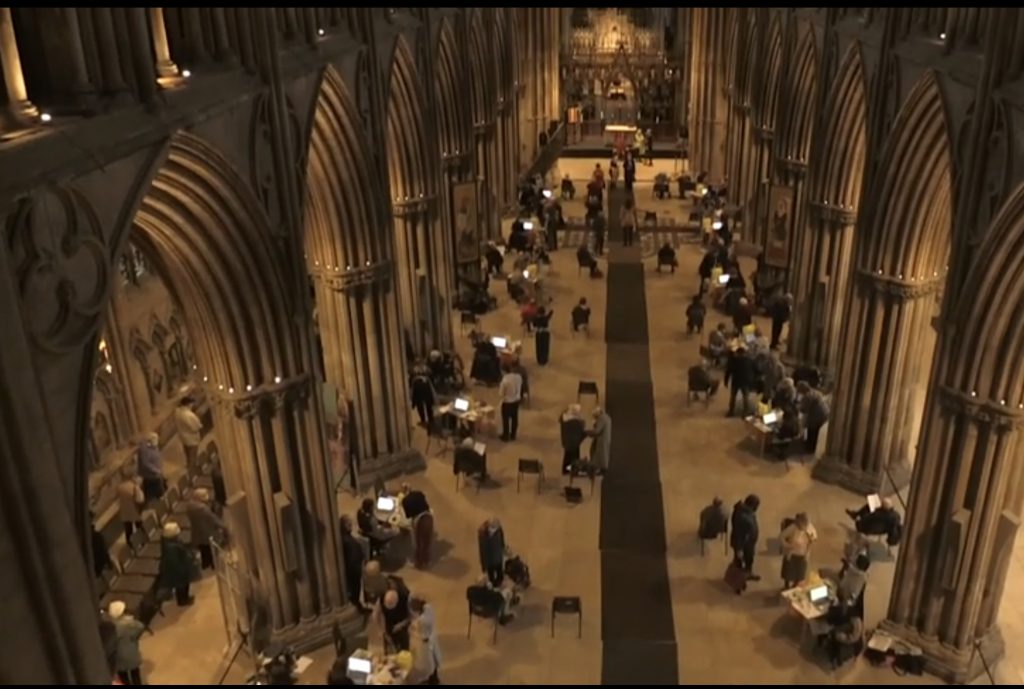 Lichfield Katedrali aşı merkezine dönüştürüldü