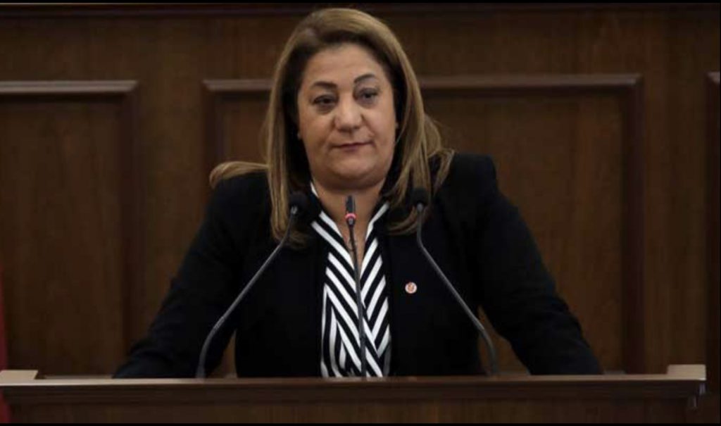 BAC1B3EA-926F-4E09-8DBC-5D4B351D9C06