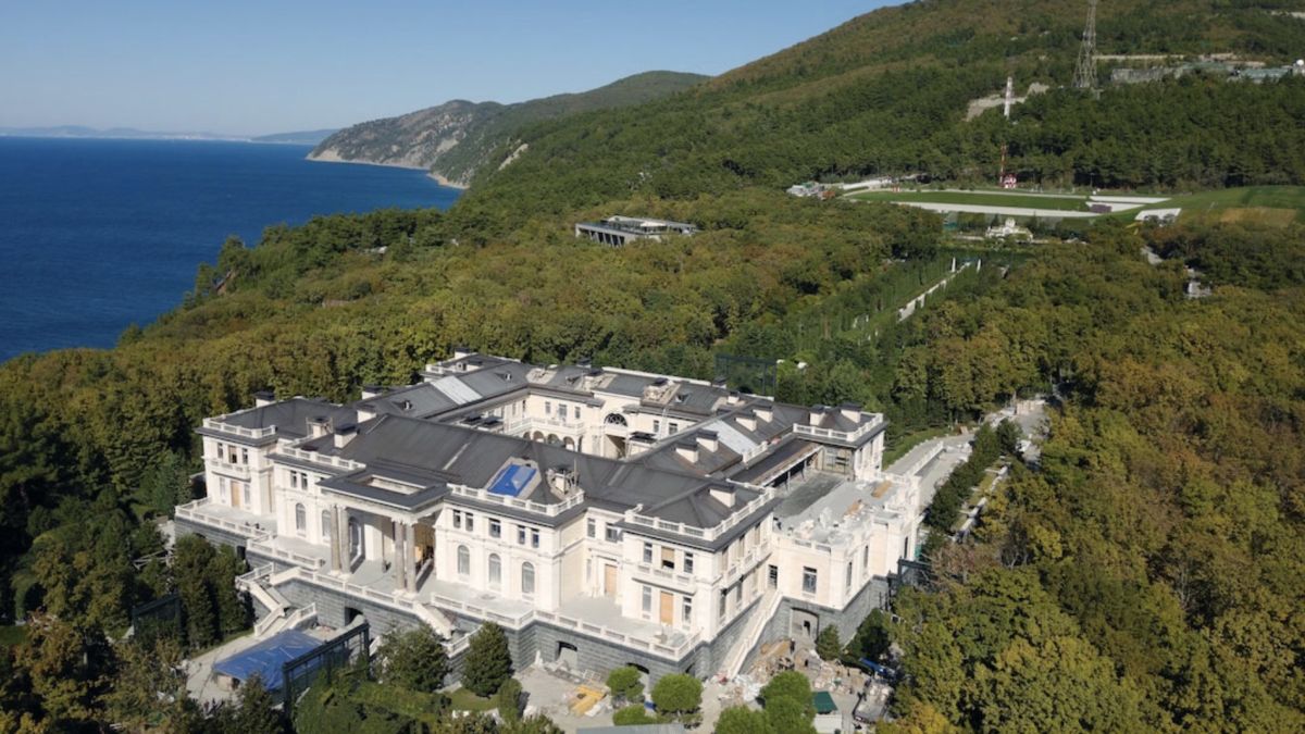 Putin’in yeni sarayı “Dünyadaki En Büyük Rüşvet” ile mi yapıldı?