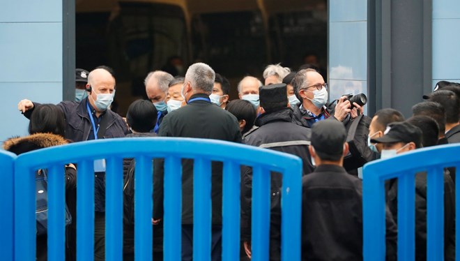DSÖ ekibi Wuhan’daki pazarda çalışmalarını sürdürüyor