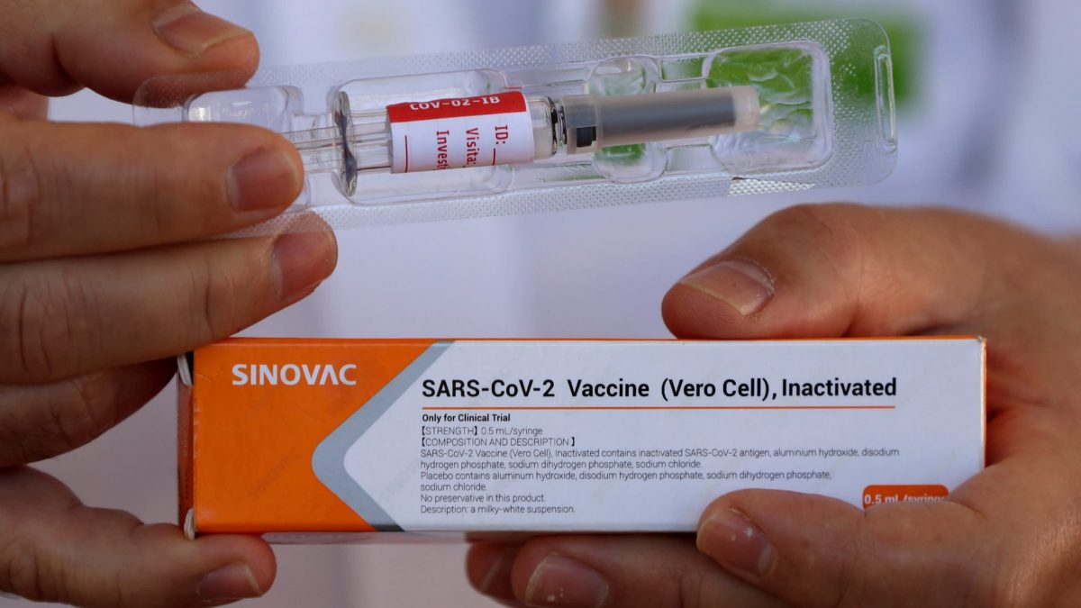 Sinovac aşısı enfeksiyonu önlemede %50,65 , ölümleri önlemede %100 etkili