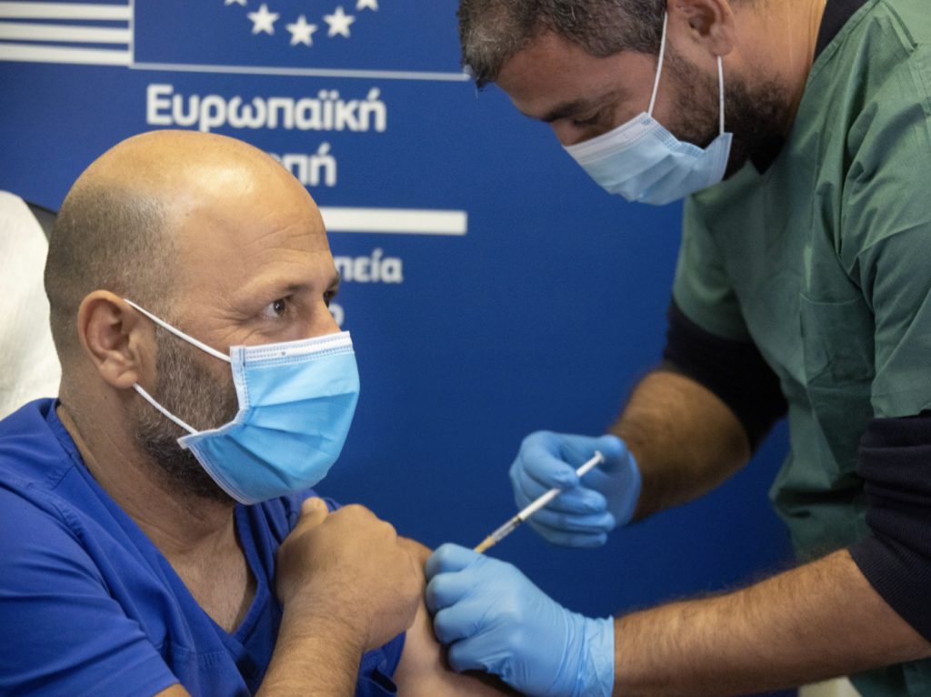 594DEB0C-F0F2-40B2-8A7B-488F1C101038