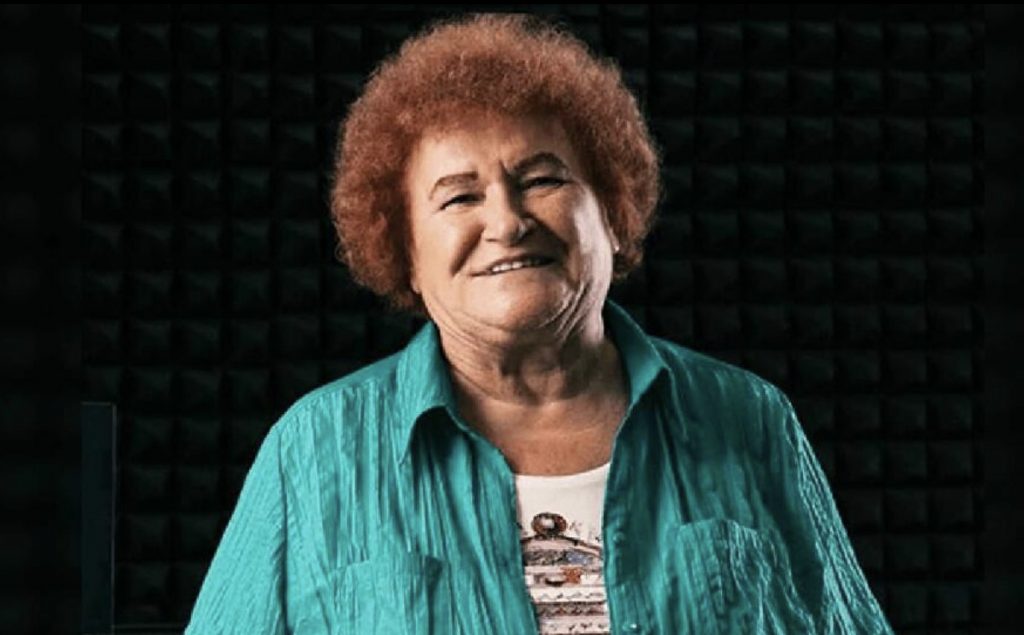 Selda Bağcan: Üç defa hapse girdim, her girişte çıplak arandım