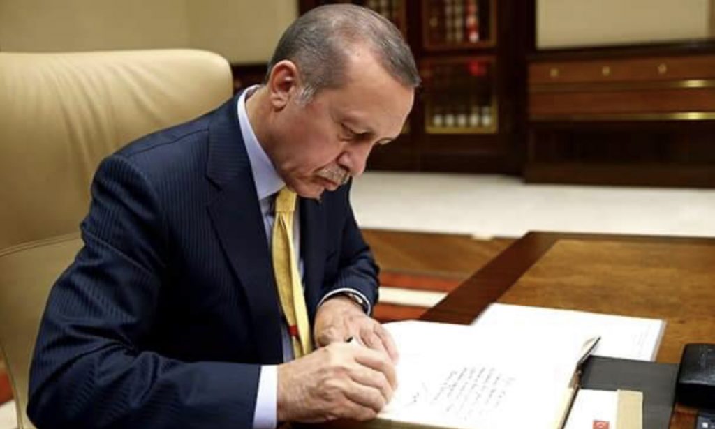 Türkiye Cumhurbaşkanı Erdoğan 11 üniversiteye rektör atadı