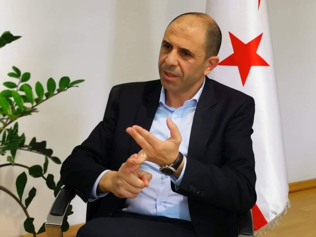 Özersay: Panik yapmadan, sakin ve soğuk kanlı olmalıyız