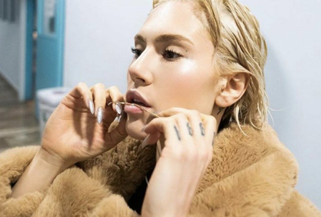 00C90C94-BC1B-4B89-8B84-55328FB7A076