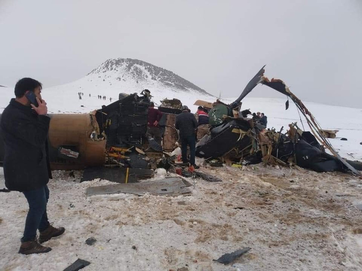 Milli Savunma Bakanlığı, 11 askerin şehit olduğu kaza ile ilgili açıklama yaptı