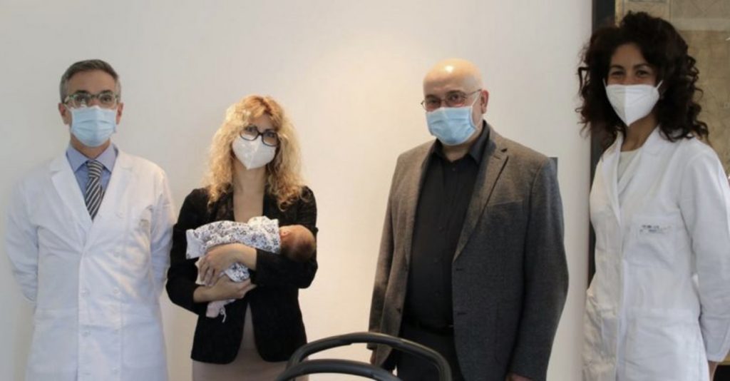İtalya’da hamileyken aşı olan annelerin bebekleri antikorla dünyaya geldi