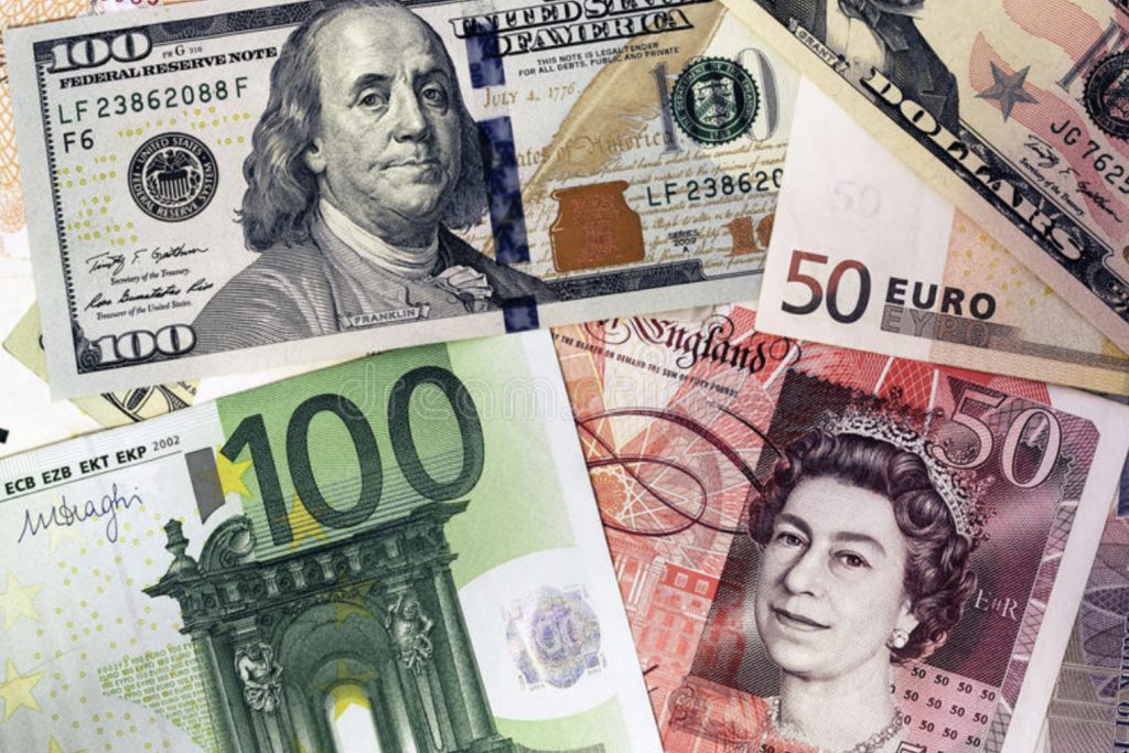 Asya piyasaları açıldı, Dolar 8,39 / Sterlin 11.43 / Euro 9.82