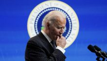 Biden, konuşması sırasında kime hitap edeceğini unuttu