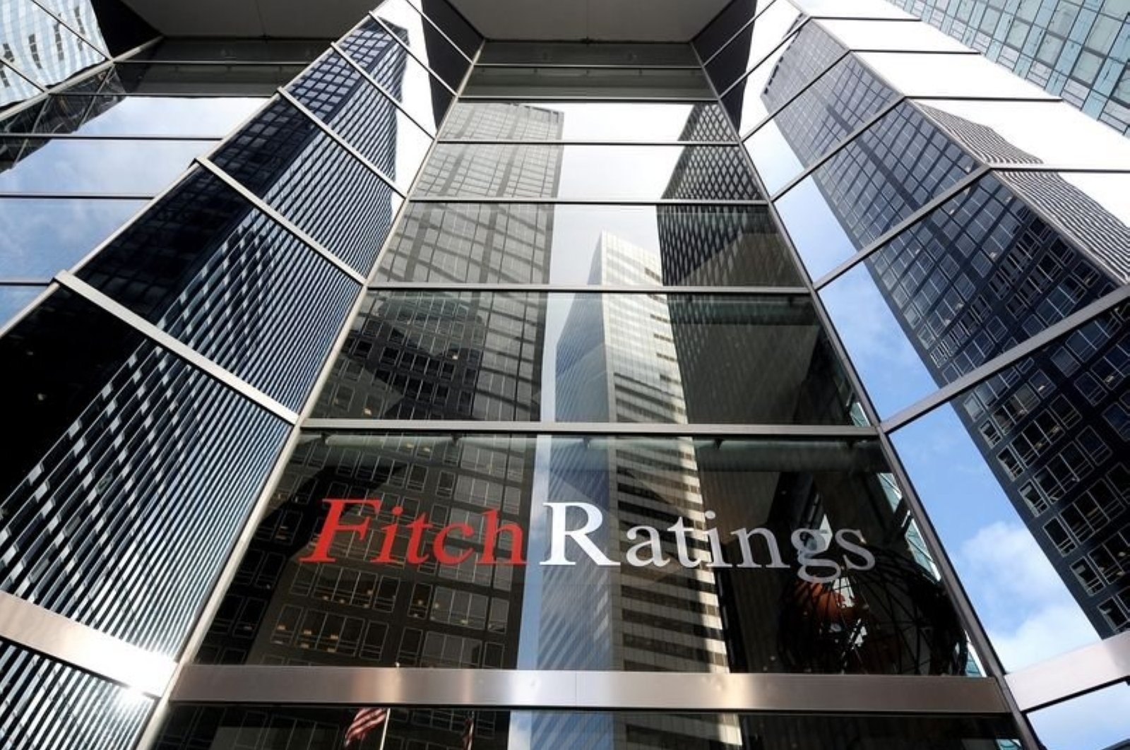 Fitch, Türkiye’nin büyüme tahminlerini yükseltti