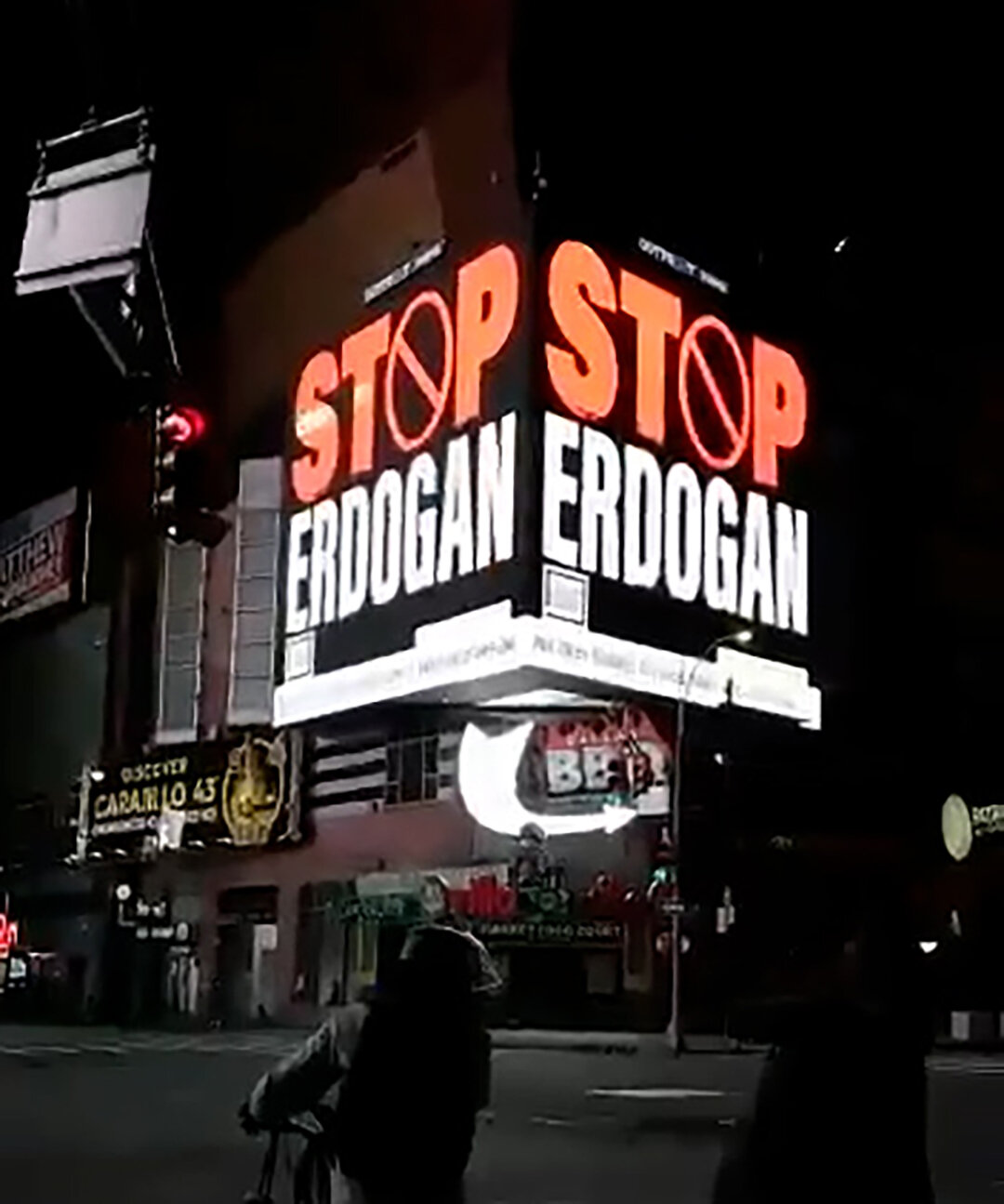 New York’ta “STOP ERDOĞAN” İlanları