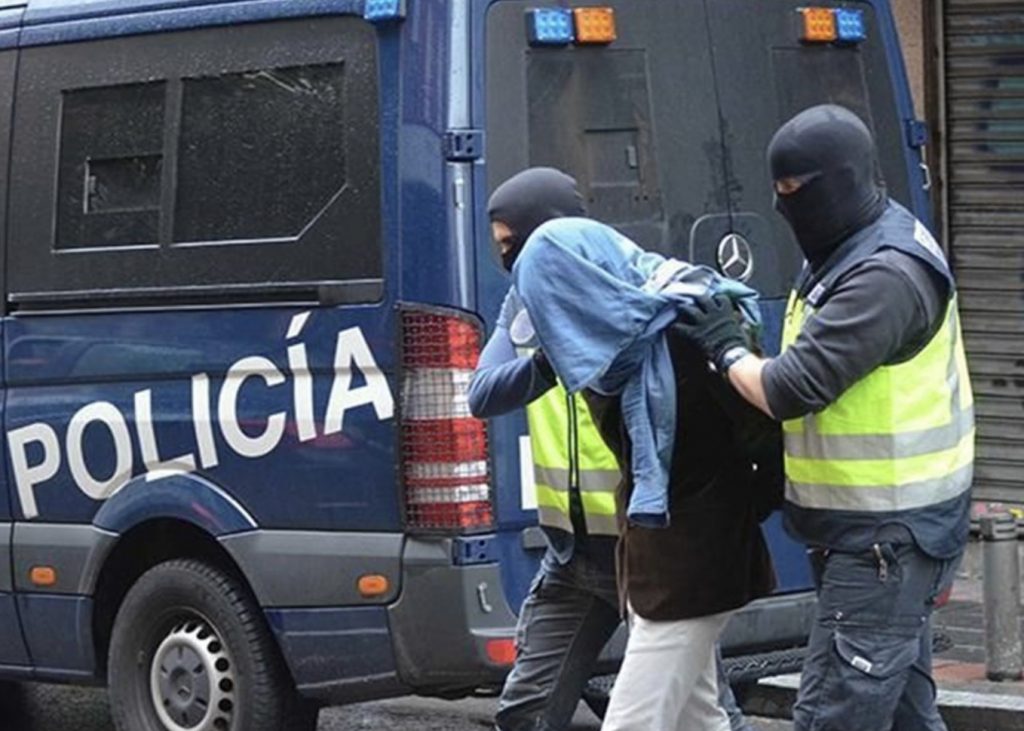 İspanya’da 22 kişiye Kovid-19 bulaştıran hastaya gözaltı