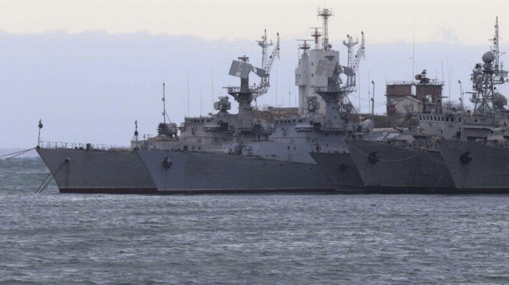CNN: ABD, Ukrayna’ya olan desteğini göstermek için Karadeniz’e savaş gemileri göndermeyi düşünüyor