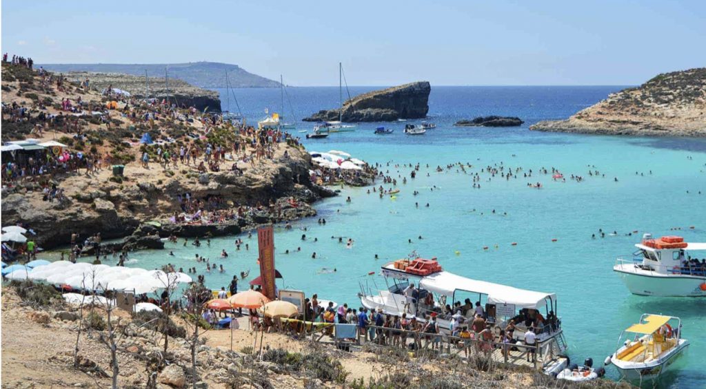Malta, en az 3 günlüğüne adaya gelen turistlere 200 euroya kadar para verecek
