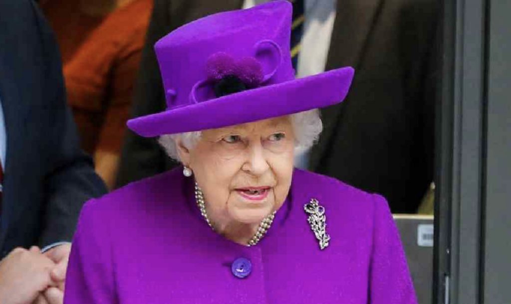 İngiltere Kraliçesi 2. Elizabeth 95 yaşına bastı