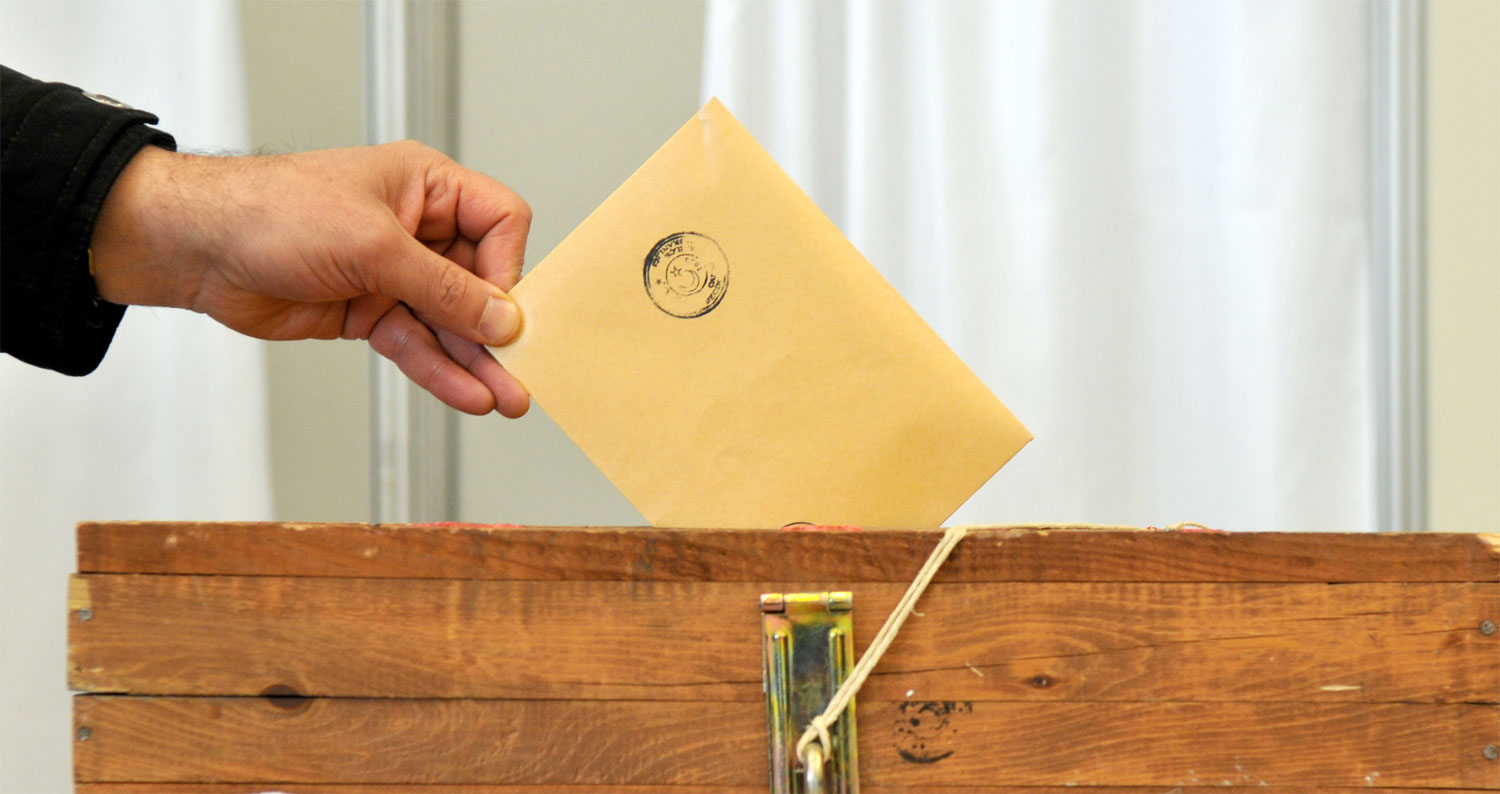 YSK’dan “leke ve mürekkep izi” başvurusuna cevap