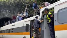 Tren raydan çıktı: 36 ölü, 60 yaralı
