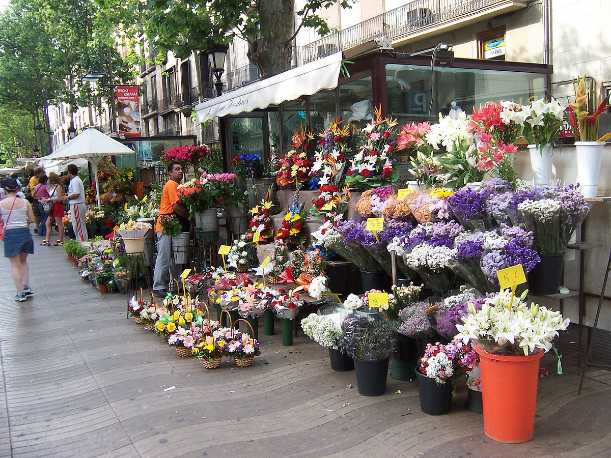 1200px-050529_Barcelona_091