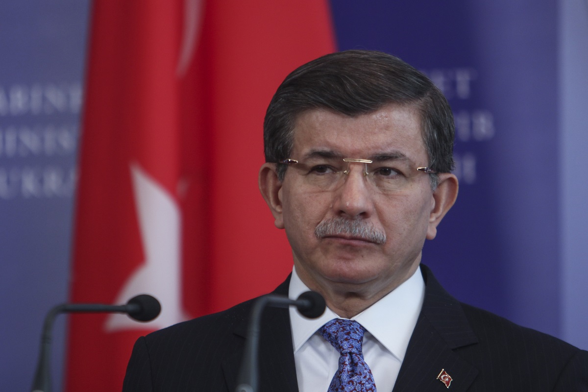 Davutoğlu: “Bana kumpas kurdular!”