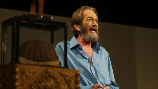 ferhan-sensoy-aa-1643748_2