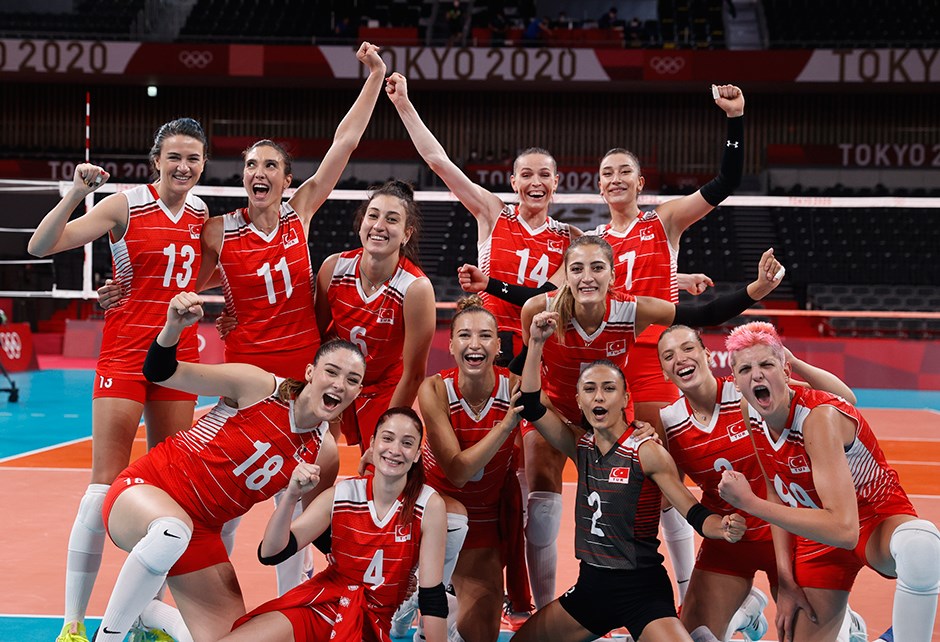 Filenin Sultanları Avrupa Voleybol Şampiyonası’nda 2’de 2 yaptı