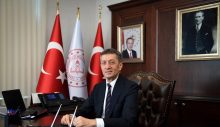 Milli Eğitim Bakanı istifa etti