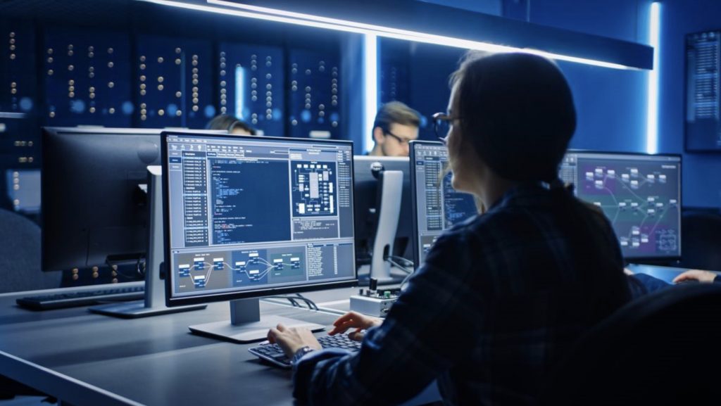 Apple, Google, Facebook, Amazon ve diğer teknoloji devleri çalışanlarına ne kadar maaş veriyor?