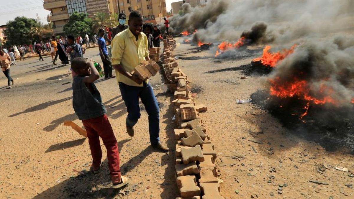 Sudan’da OHAL ilan edildi, Başbakan ve bakanlar gözaltında