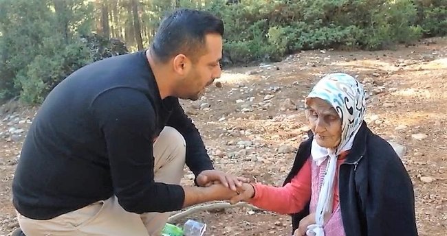 650x344-olum-haberi-ceken-gazeteciler-soke-oldu-allah-diyerek-dogruldu-1636659955695