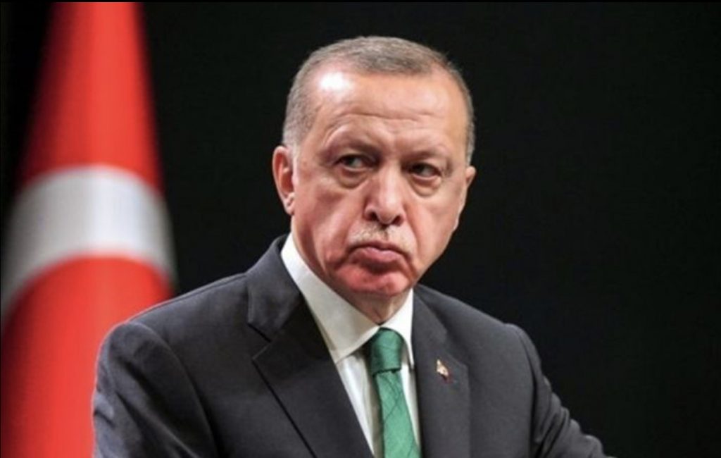 Erdoğan: Sosyal medya, demokrasi için ana tehdit