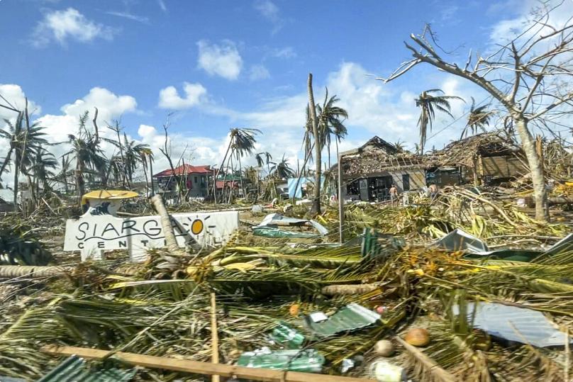 Filipinler’de Rai tayfununda can kaybı 375’e yükseldi, 56 kişi kayıp