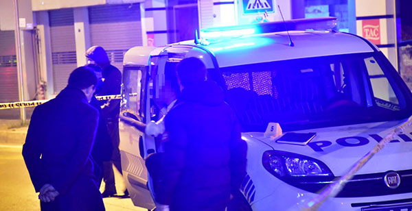 Halay başı olamadı: 1’i ağır 3 kişi yaralandı