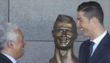 Portekizli futbolcu Cristiano Ronaldo’nun Hindistan’da, Portekiz’in eski sömürgesi Goa’da açılan heykeli görüş ayrılıklarına sebep oldu.